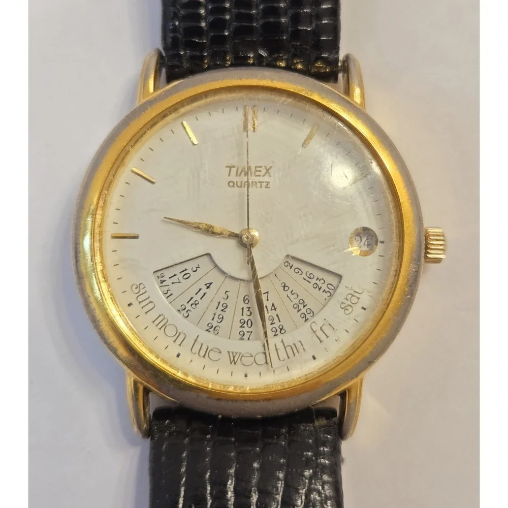 Vintage 1990s Timex Quartz Watch Perpetual Monthly Calendar LA 395